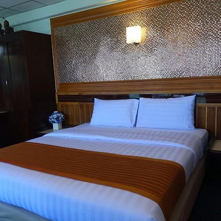 Serene Hotel Pattaya Zewnętrze zdjęcie