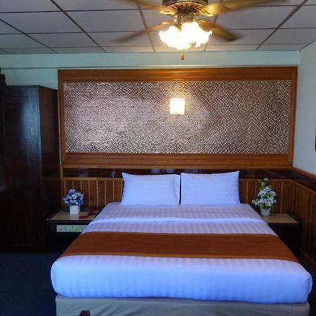 Serene Hotel Pattaya Zewnętrze zdjęcie