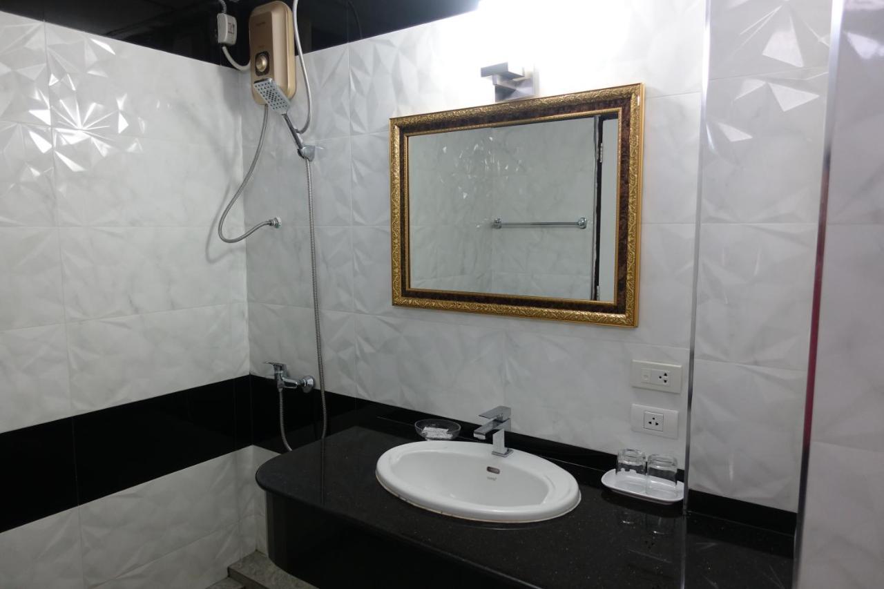Serene Hotel Pattaya Zewnętrze zdjęcie