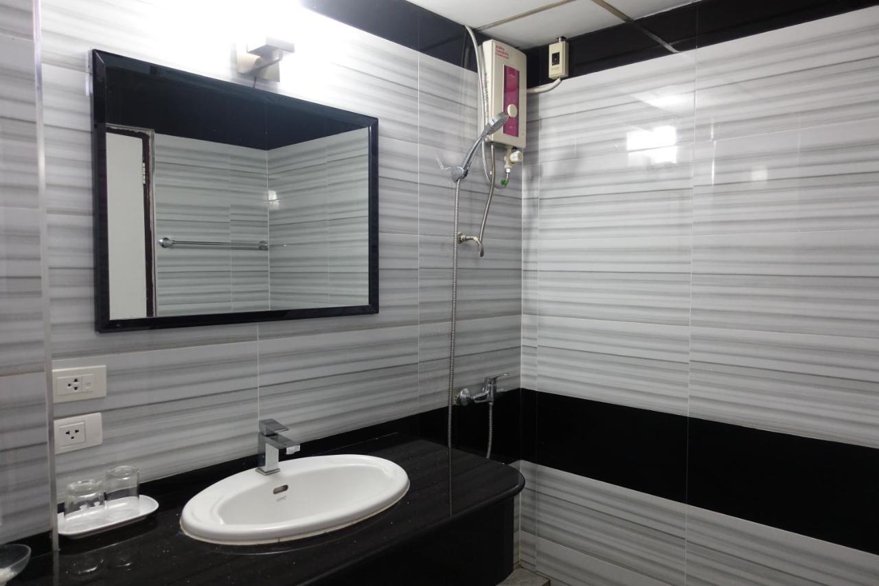 Serene Hotel Pattaya Zewnętrze zdjęcie